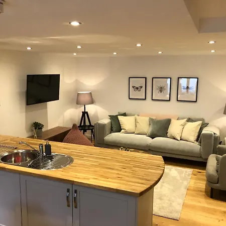 بيت للعطل Garden House