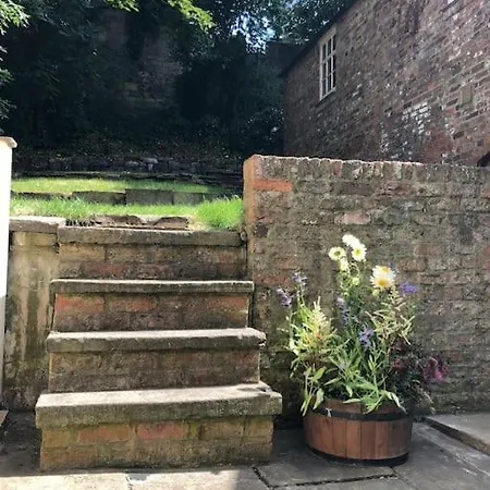 Garden House *