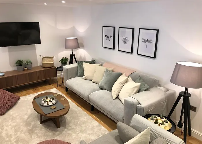 Garden House بيت للعطل *