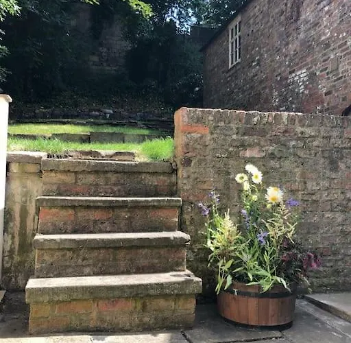 Garden House *