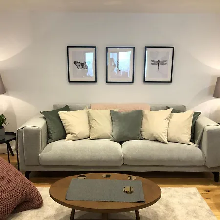 בית נופש Garden House *